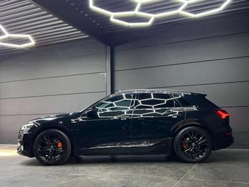Audi e-tron 55 quattro 95kWh / Full Black / (bj 2020) beschikbaar voor biedingen