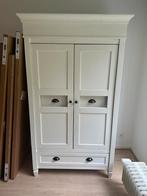 Massief houten kleerkast, tweedehands – €200., Ophalen, Zo goed als nieuw, Kast
