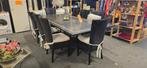 Luxe Eettafel met Marmeren Blad en 8 Wicker Stoelen, Huis en Inrichting, Tafels | Eettafels, Ophalen, Overige materialen, 100 tot 150 cm