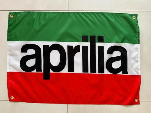 Vlag van Aprilia, Diversen, Vlaggen en Wimpels, Zo goed als nieuw