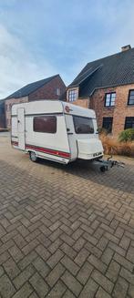 Burstner Club MTM 750kg, Caravans en Kamperen, Caravans, Koelkast, Rondzit, Dwarsbed, Particulier