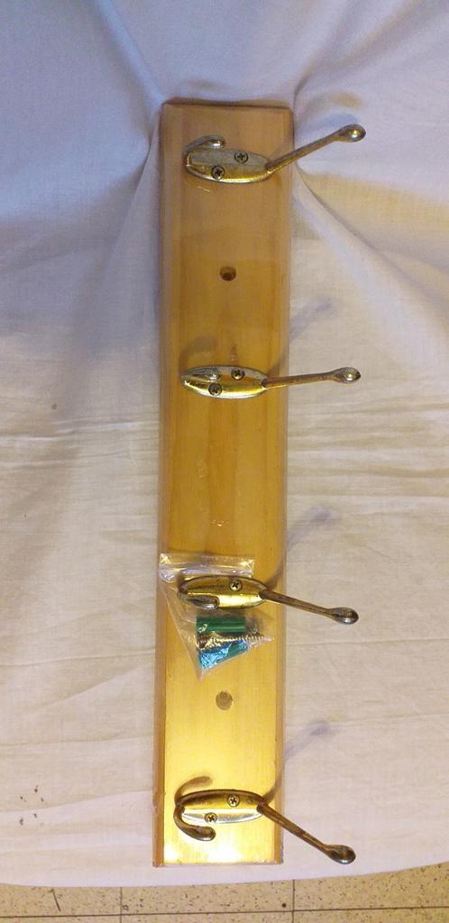 patère 4 crochets, Maison & Meubles, Accessoires pour la Maison | Portemanteaux, Comme neuf, Bois, Enlèvement ou Envoi