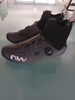 Chaussures d'hiver NW, taille 43, Vélos & Vélomoteurs, Accessoires vélo | Vêtements de cyclisme, Comme neuf, Enlèvement ou Envoi