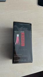 Nieuw Hugo Boss deep red eau de parfum, Handtassen en Accessoires, Uiterlijk | Parfum, Nieuw, Ophalen of Verzenden