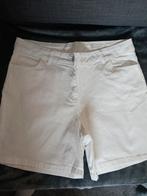 Witte short merk E5 mode net als nieuw te koop. M 44, Kleding | Dames, Broeken en Pantalons, Ophalen, Zo goed als nieuw