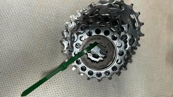 Shimano 9 speed cassette beschikbaar voor biedingen