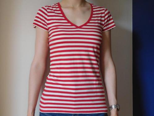 Tommy Hilfiger t-shirt maat S, Kleding | Dames, T-shirts, Gedragen, Maat 36 (S), Rood, Korte mouw, Ophalen of Verzenden