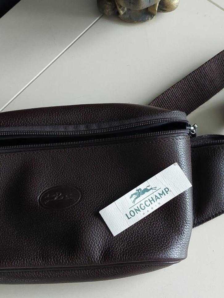 Longchamp Bruine leren tas als nieuw, Handtassen en Accessoires, Tassen | Damestassen, Zo goed als nieuw, Schoudertasje, Bruin