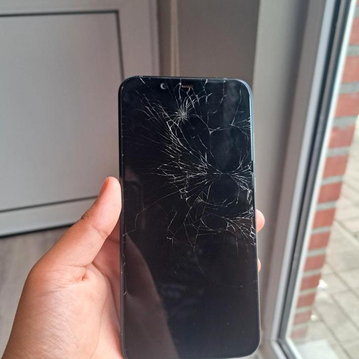 Nokia smartphone – defect / voor onderdelen, Telecommunicatie, Mobiele telefoons | Nokia, Niet werkend, Ophalen