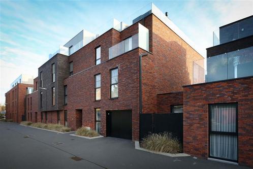 Garage te koop in Hoeselt, Immo, Garages en Parkeerplaatsen