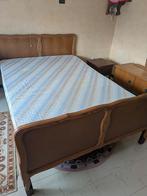 bed 1m 40 matras nog nieuw. Ophalen in Berlare, Huis en Inrichting, Slaapkamer | Bedden, Ophalen