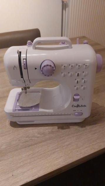 Naaimachine  beschikbaar voor biedingen