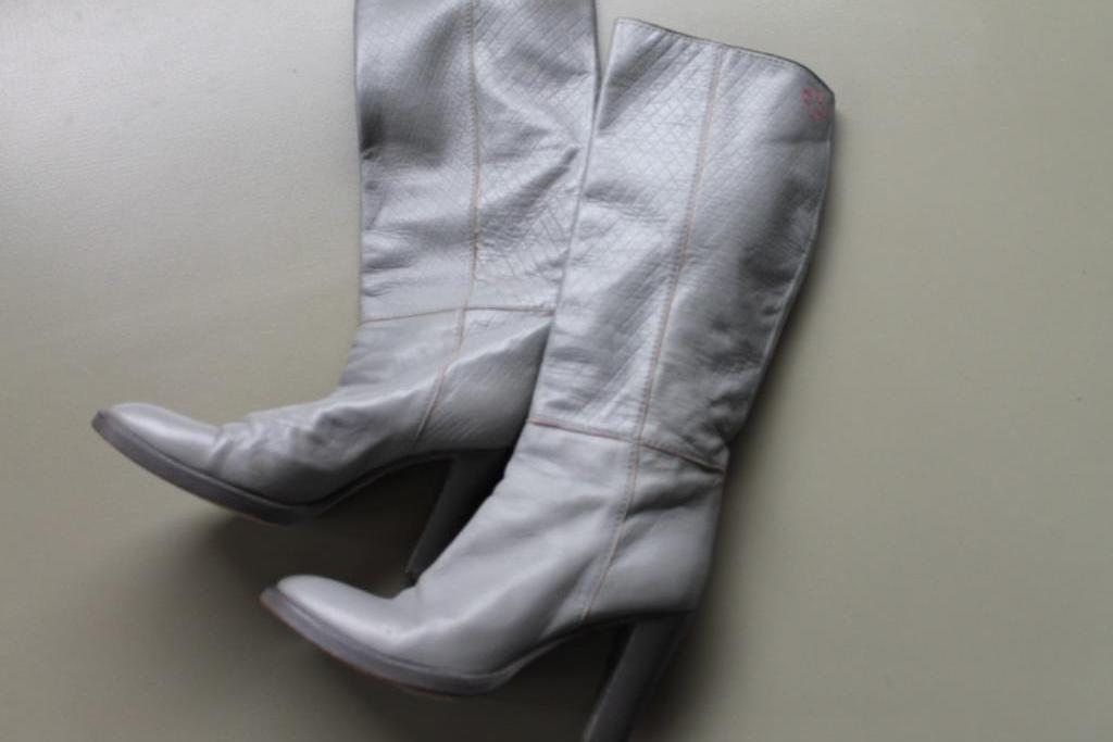 ② Hoge grijze laarzen AF Vandevorst mt 39,5 — Schoenen — 2dehands