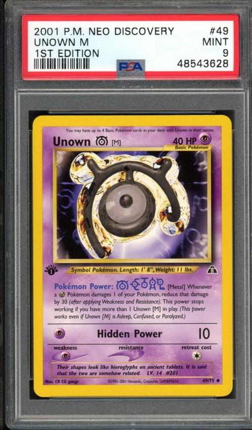 Unown M 1st Edition PSA 9 - 49/75 - Neo Discovery 2001, Hobby en Vrije tijd, Verzamelkaartspellen | Pokémon, Zo goed als nieuw