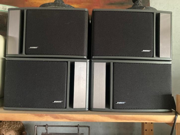 Bose 141 compact luidsprekers, Audio, Tv en Foto, Luidsprekerboxen, Zo goed als nieuw, Overige typen, 60 tot 120 watt, Bose, Ophalen