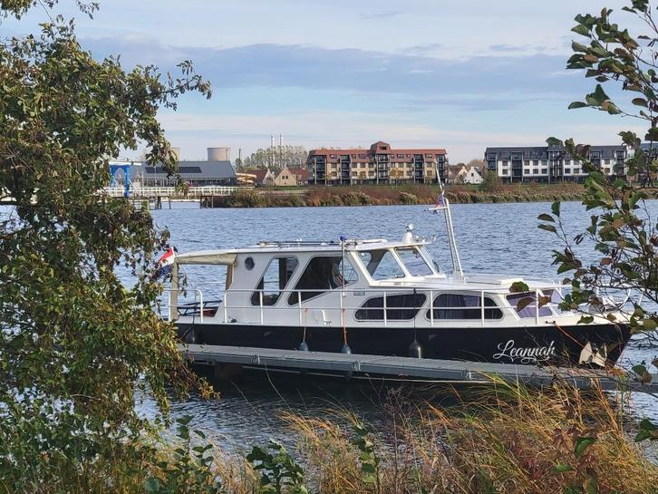 Yacht à moteur Tengro 1000 OK 10x3,2 mtr inboard diesel, Sports nautiques & Bateaux, Bateaux à moteur & Yachts à moteur, Utilisé