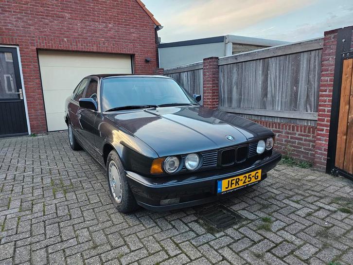 Bmw 520i e34 1989 tekoop, nieuwe APK voor 2 jaar!, Auto's, BMW, Particulier, Elektrische ramen, Ophalen