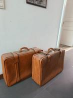Twee oude koffers, Handtassen en Accessoires, Koffers, Ophalen