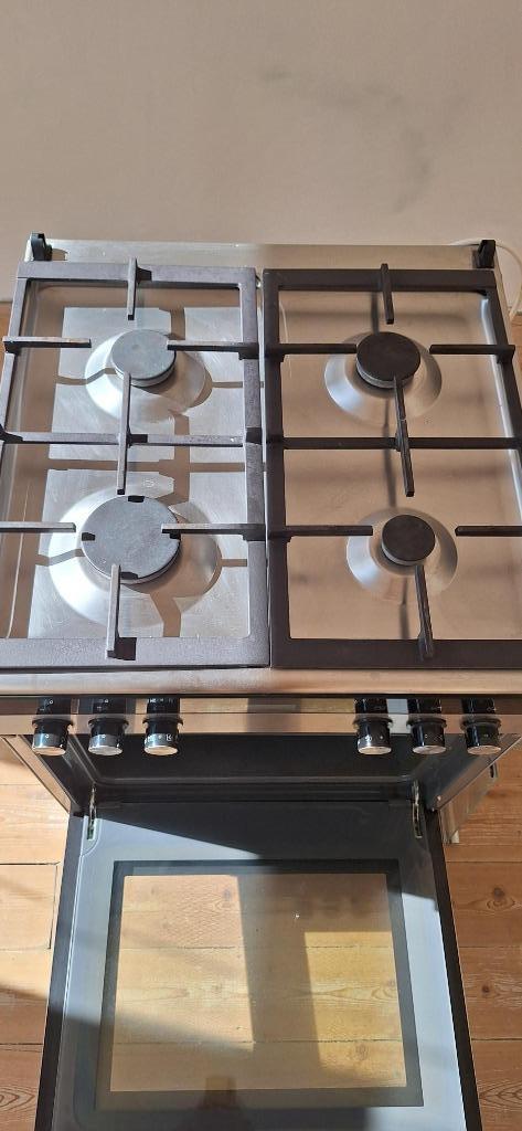Siemens Fornuis (gas/elektrisch), Elektronische apparatuur, Ovens, Zo goed als nieuw, Vrijstaand, Oven met grill, Hete lucht, Ophalen