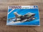 Italeri Tornado M.R.C.A. 1/72, 1:72 tot 1:144, Gebruikt, Italeri, Ophalen of Verzenden