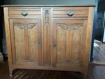 opbergkast klassieke stijl beschikbaar voor biedingen