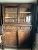 Hoge kast in eik, tweedelig, Ophalen
