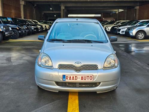 Toyota yaris 1.3 vvti 63 kw / 1ère mains _airco/garantie !!!, Auto's, Toyota, Bedrijf, Te koop, Yaris, Benzine, Euro 3, Stadsauto