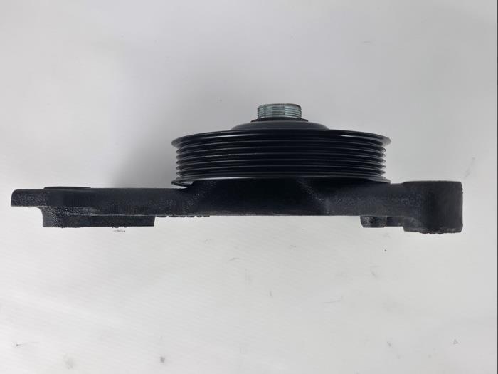 Poulie pompe à eau d'un Ford Ranger, Autos : Pièces & Accessoires, Autres pièces automobiles, Ford, Utilisé, 3 mois de garantie
