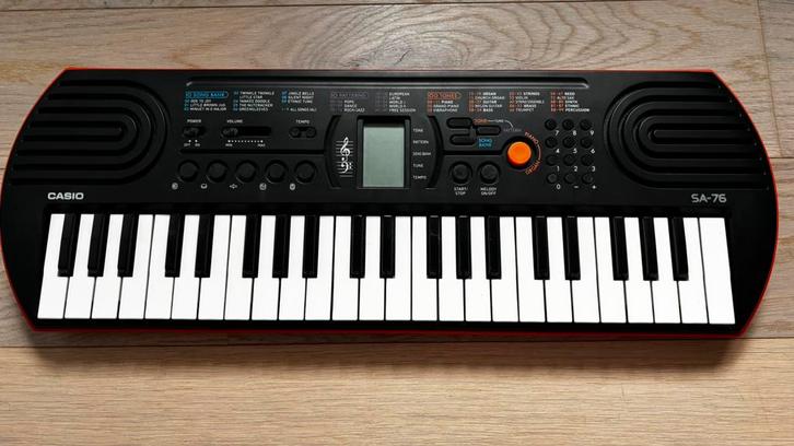 Kinderen Keyboard – Geschikt voor Beginners – Casio SA-76, Muziek en Instrumenten, Keyboards, Nieuw, Overige aantallen, Casio