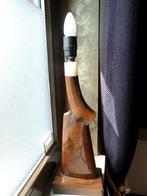 Originale lampe en forme de crosse de fusil, Enlèvement ou Envoi