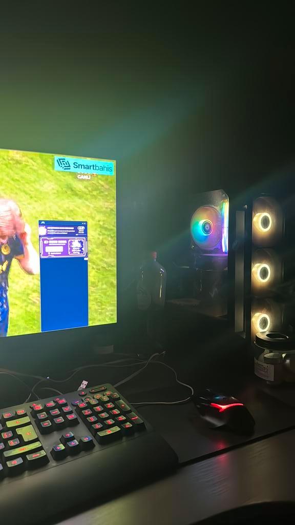 Extremegamer ELITE INTEL v14 – High-End Gaming PC, Computers en Software, Desktop Pc's, Zo goed als nieuw, 4 Ghz of meer, SSD