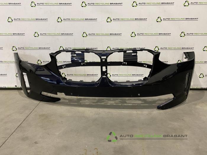 Voorbumper van een BMW iX3, Auto-onderdelen, Carrosserie, Bumper, Gebruikt, 3 maanden garantie, Ophalen of Verzenden