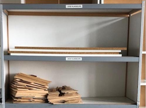 archiefkasten, Huis en Inrichting, Kasten | Roldeurkasten en Archiefkasten, Gebruikt, Kunststof, Metaal, Ophalen