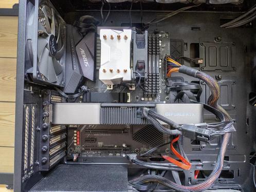 B550 AORUS ELITE moederbord (rev. 1.0) + AMD R9 3900XT, Computers en Software, Moederborden, Zo goed als nieuw, AMD, DDR4, Ophalen