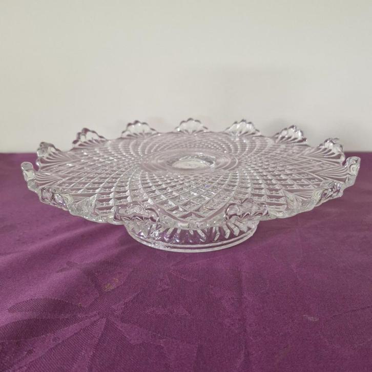 Val Saint Lambert - Vintage taartschaal op voet met rand, Antiek en Kunst, Antiek | Glaswerk en Kristal, Ophalen of Verzenden