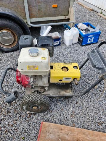 karcher honda motor benzine, Tuin en Terras, Hogedrukreinigers, Ophalen of Verzenden, Gebruikt, Benzine