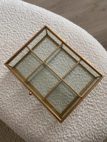 Juwelendoos of theedoos messing glas sieradendoos  beschikbaar voor biedingen