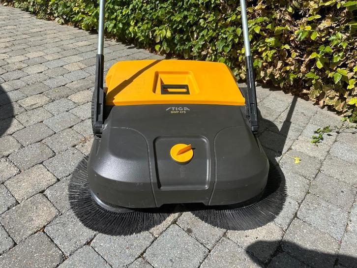 Veegmachine  'hand' stiga  swp 475 - 50L, Tuin en Terras, Veegmachines, Zo goed als nieuw, Ophalen