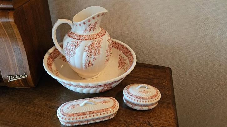 lampetset - oude kast - naaikastje - surdiac kolen, Antiek en Kunst, Antiek | Keramiek en Aardewerk, Ophalen