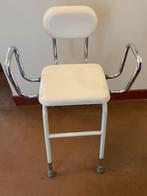 CHAISE de CUISINE pour personnes AGEES ou handicapées., Ophalen, Zo goed als nieuw