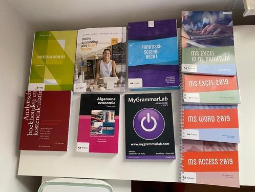 Schoolboeken (KDG, UA, AP) + middelbaar, Boeken, Studieboeken en Cursussen, Zo goed als nieuw, Ophalen