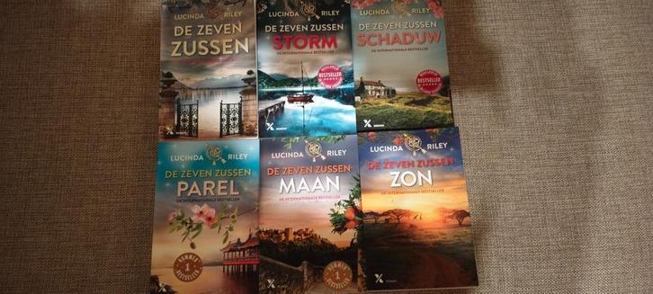 Lucinda Riley - De zeven zussen - deel 1 t/m 6., Boeken, Romans, Zo goed als nieuw, Ophalen