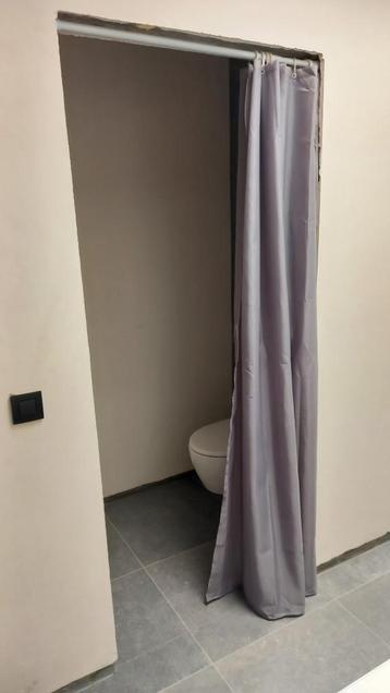 verlopige binnendeuren / gordijnen beschikbaar voor biedingen