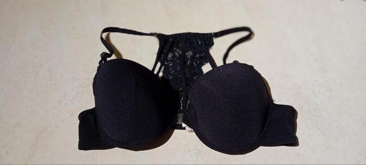 Lovenvy 95B zwarte bh, Kleding | Dames, Ondergoed en Lingerie, BH, Zwart, Ophalen of Verzenden