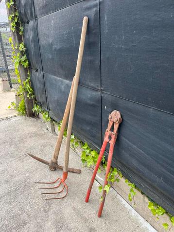 Tuin gereedschap beschikbaar voor biedingen