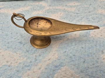 Vintage koperen Aladdin lamp decoratie  beschikbaar voor biedingen