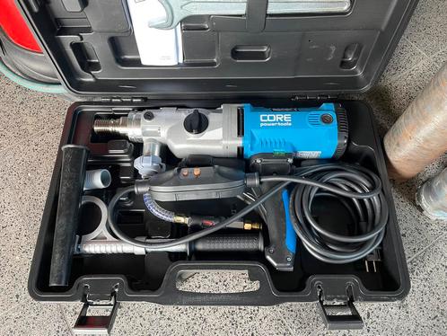 Nagelnieuwe kernboor met toebehoren., Doe-het-zelf en Bouw, Gereedschap | Boormachines, Zo goed als nieuw, Ophalen