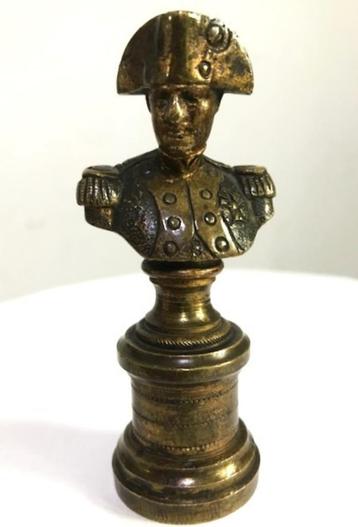 Beeld Napoleon buste beschikbaar voor biedingen