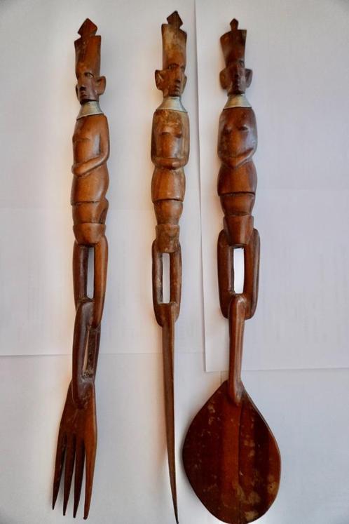 Afrikaanse voorwerpen bedekt met houten Mangbetus, Antiek en Kunst, Kunst | Niet-Westerse kunst, Ophalen of Verzenden