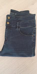 2 jeansbroeken maat m en 40., Ophalen of Verzenden, Zo goed als nieuw